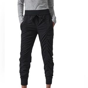 Athleta Black Atittude Joggers Pants Size 10